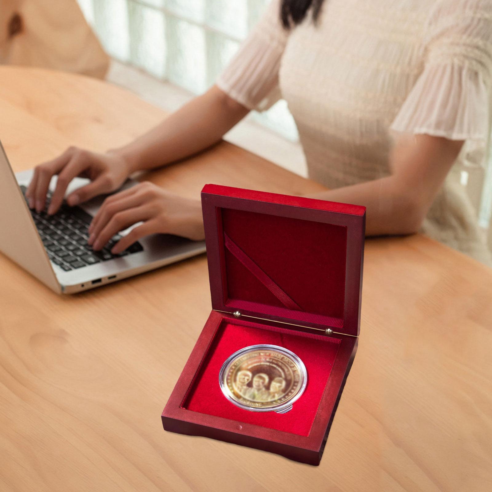 Collectors Coins Jewelry & Watches Of Smithtown Photos - Caixa de Exibição, Suporte de Exibição