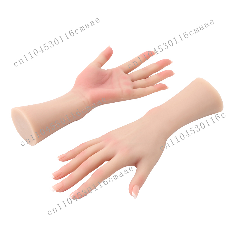 Used Jewelry Watches - Modelo de Mão Feminina em Silicone,
