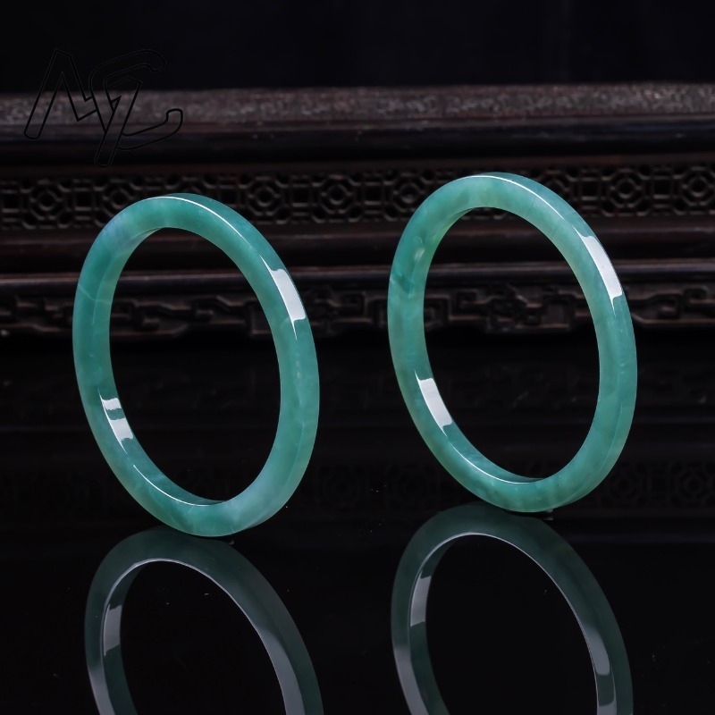 Pulseira de Jade Esmeralda Nat - Jewelry & Watches Sp Z Oo Janów Lubelski avaliação e preço